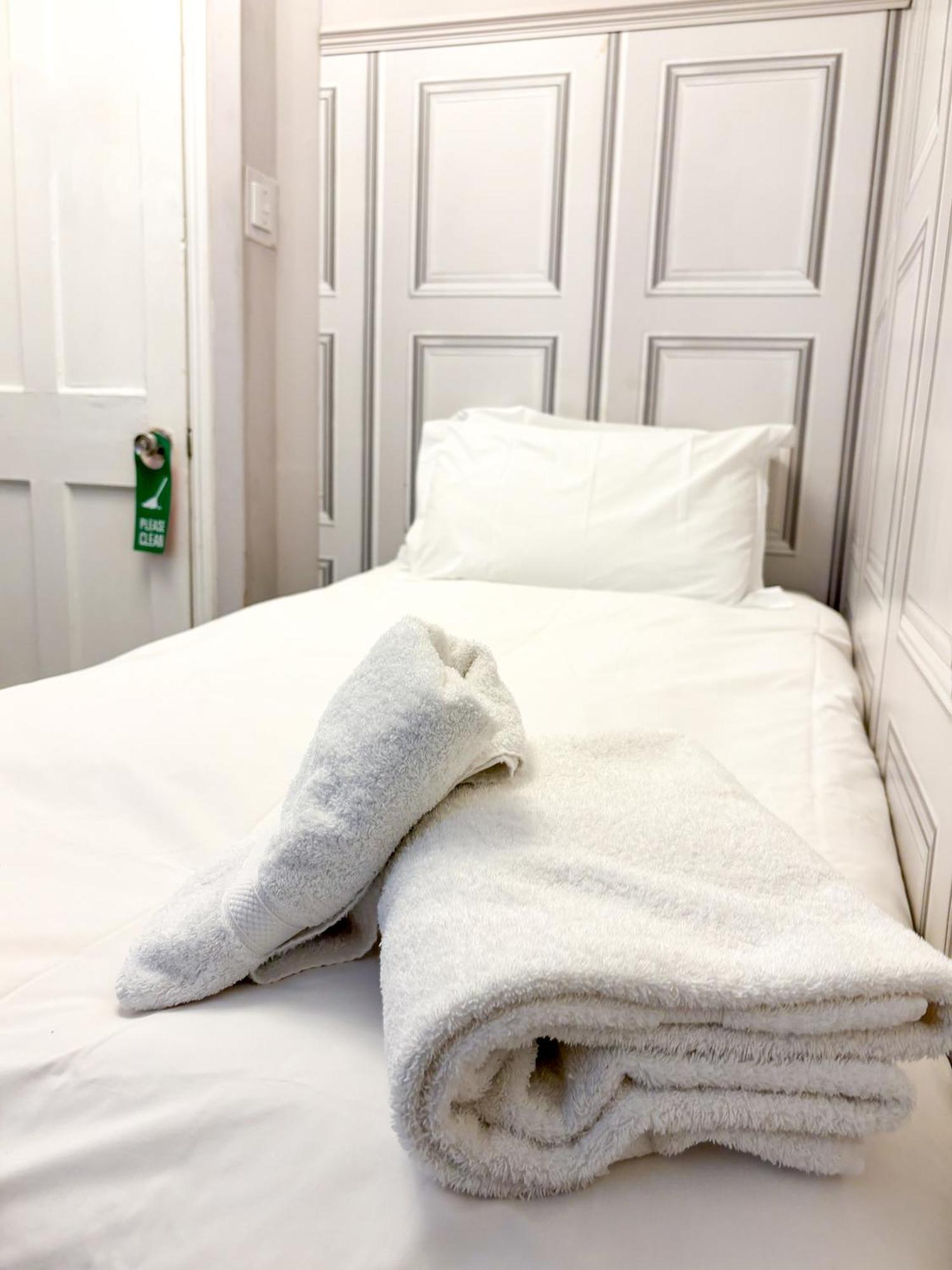 X Hotel Brunswick Square Brighton Eksteriør billede